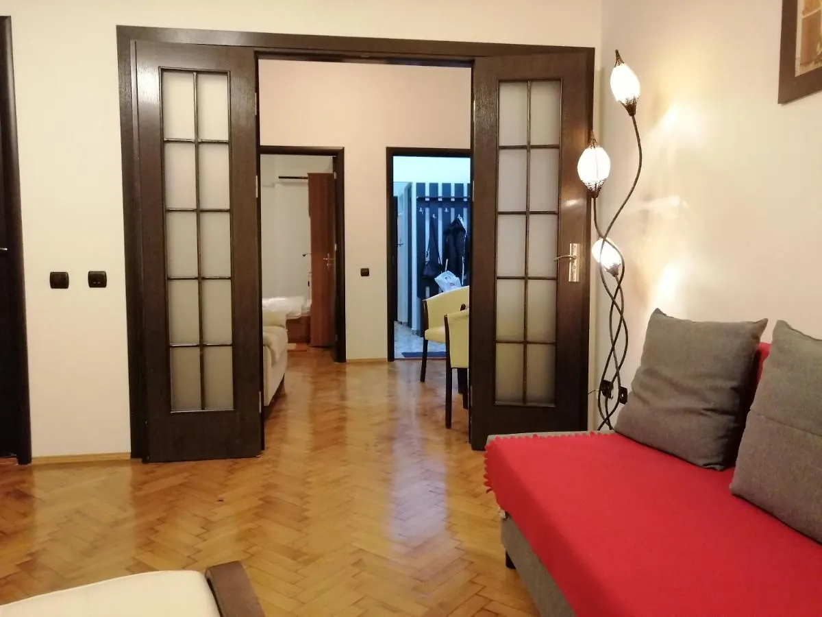 Apartament Athenee Palace Bucareste 0*,  Roménia