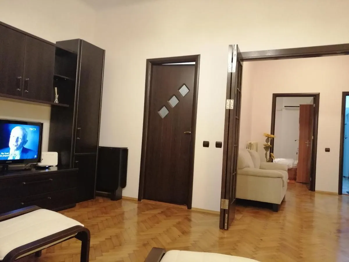 Apartament Athenee Palace Bucareste 0*,